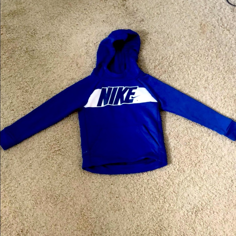 Nike boys hoodie, size 6M
